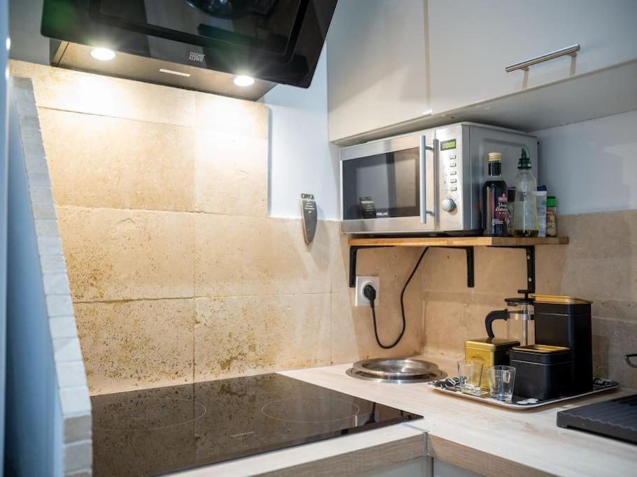 Appartement Tout Equipe 2 A 4 Couchages Au Coeur Du Vieux Port Marseilles Exterior foto