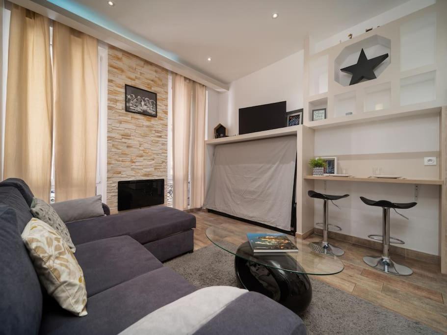 Appartement Tout Equipe 2 A 4 Couchages Au Coeur Du Vieux Port Marseilles Exterior foto